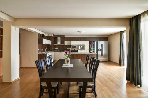 Apartamento Super Big 4 Bedrooms Flat With Parking - Top Center