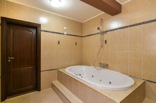 Apartamento Super Big 4 Bedrooms Flat With Parking - Top Center