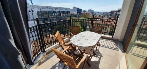 Central Lux Apartment