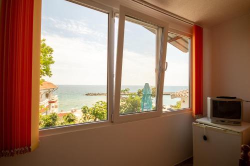 Hostal ??????????? ????'?? ?????' Holiday Houses On The Coast