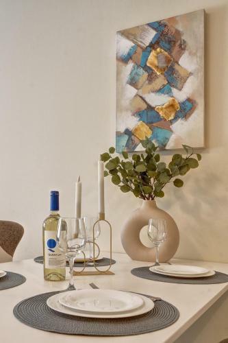 Luxury Center Apartments