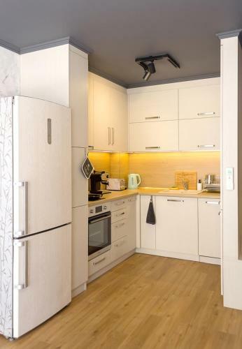 Vili's Place - 1 Bedroom Apartment With Balcony