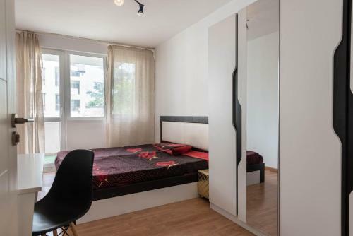 Red Velvet Apartment