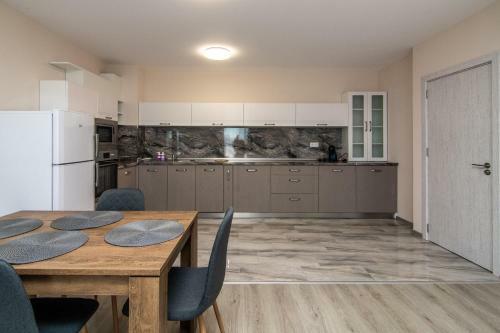 Saint Constantine And Helena Holiday Apartments