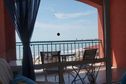 Private Apartment In Carina Beach