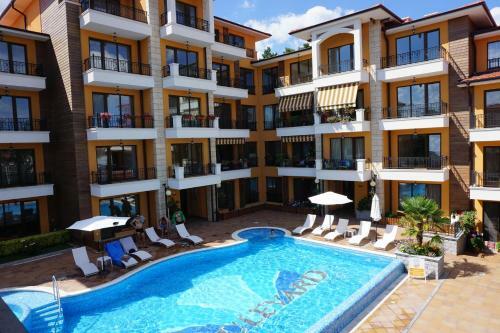 Apartamento Boulevard Sea Residence