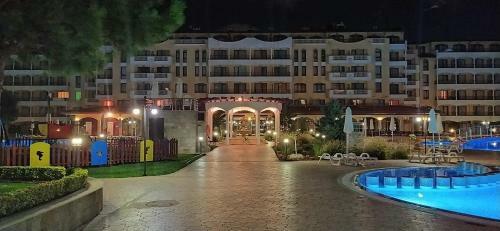 Apartamento Studio Kris Royal Sun