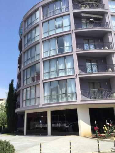 Rainbow 3 Apartment-studio 223