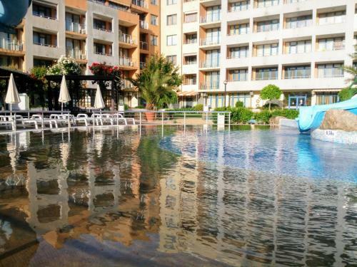 Apartment In Trakia Plaza