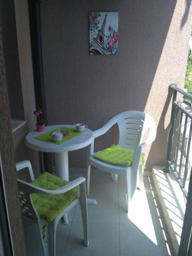 Sunny Beach Apartment For 2 +2