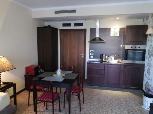 Private Apartments In Royal Beach 5*