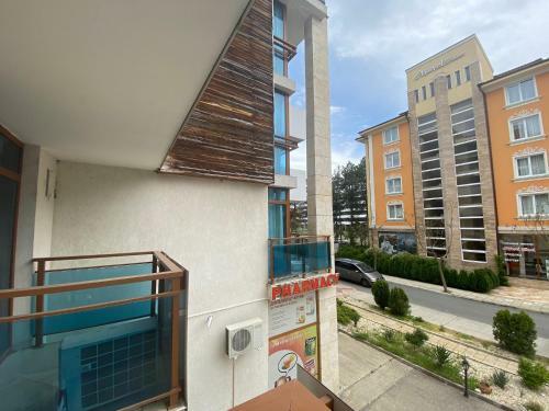 One Bedroom Apartment In Villa Itta