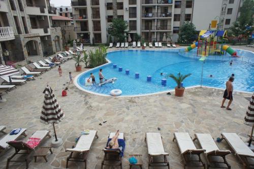 Apartamento ?????? ???????? ????????. ?????????? ? 1-? ????????. ?? ????? 700 ??????.
