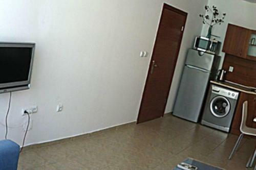 Apartment Near The Beach