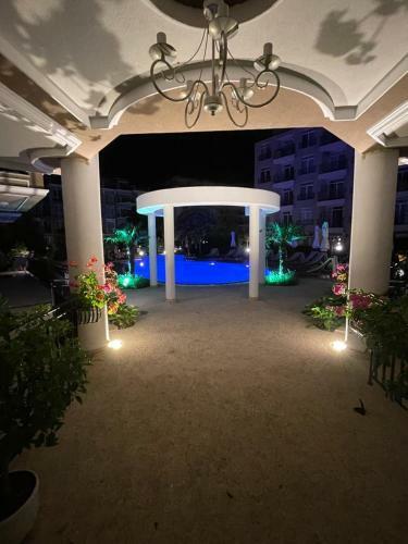Apartamento Izida Palace II 406