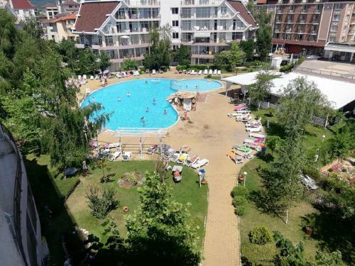 Cozy 2 Bed. Apartment At Sun Village Complex