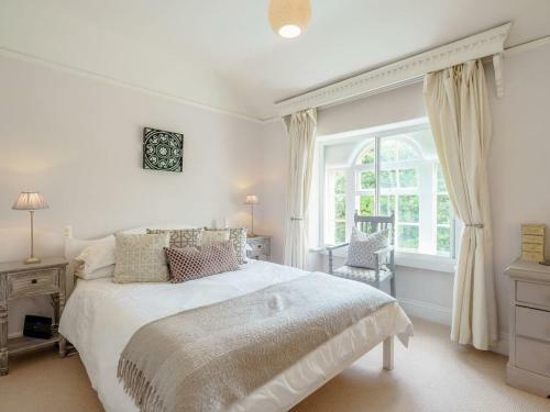 Lily Cottage