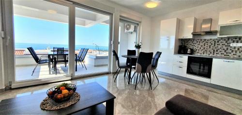 Apartamento New! Mermaid Luxury Apt With Pool And Sea View