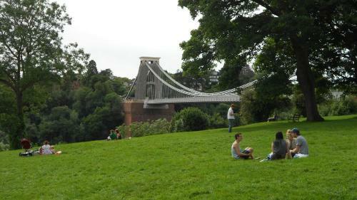 Cleyro Serviced Apartments - City Centre