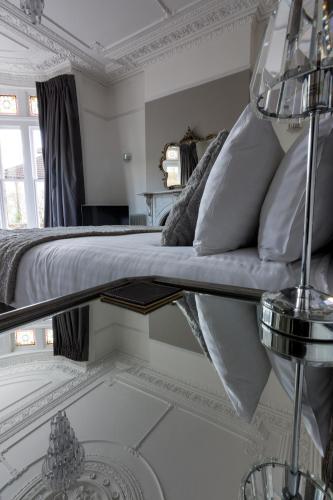 Bed & Breakfast Clifton House