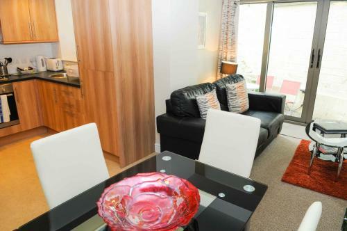 Alderman Apartments Cotham Lawn