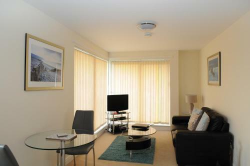 Alderman Apartments Cotham Lawn