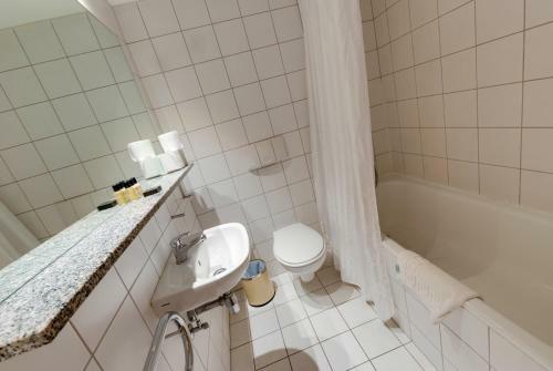 Base Serviced Apartments - The Docks
