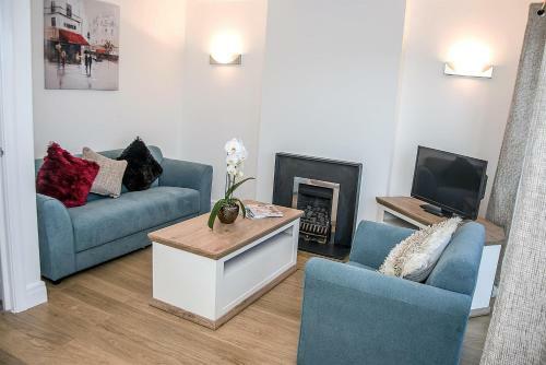Base Serviced Apartments - The Docks