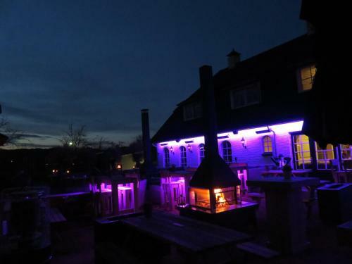 Chalet Im Erholungspark "de Veerstal"