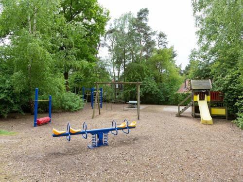 Snug Holiday Home In Lemele Near The Forest
