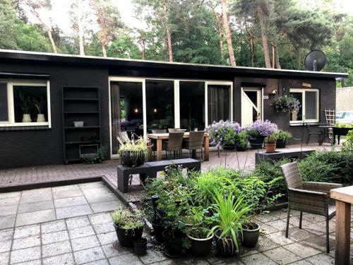 Bosbungalow Ruighenrode