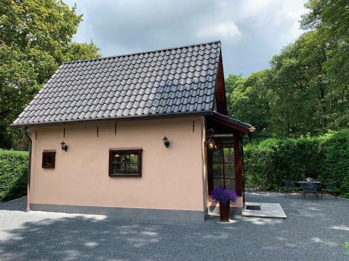 Romantisch Gastenverblijf 'het Vogelhuisje'