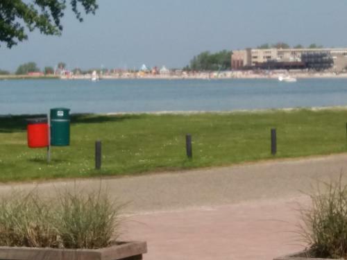 6 Pers Duinvilla Met Sauna En Internet Aan Het Ijsselmeerstrand