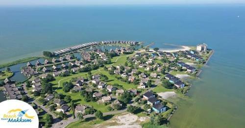 6 Pers Duinvilla Met Sauna En Internet Aan Het Ijsselmeerstrand