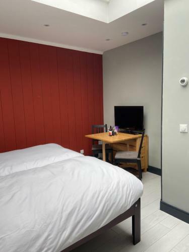 Hostal Waterland Suite