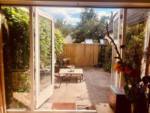Luxurious Villa With Garden Next To Amsterdam