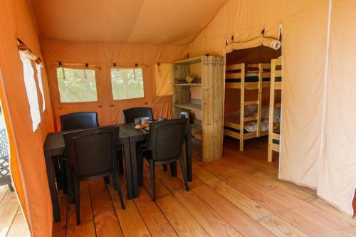 Safaritent At Recreatiepark Westerkwartier