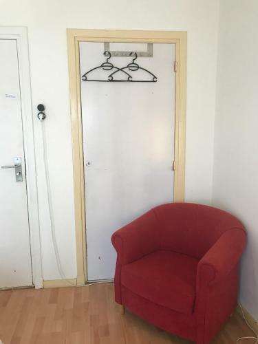 Hostal Amby Family House