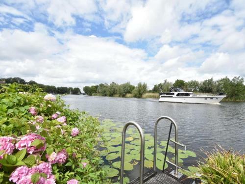 Riverside Holiday Home Near Amsterdam