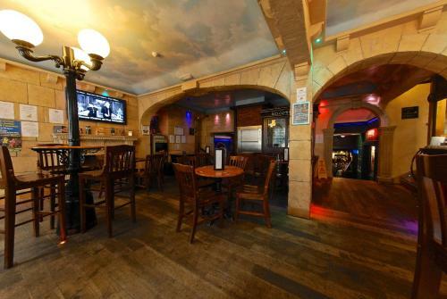 The George Hotel