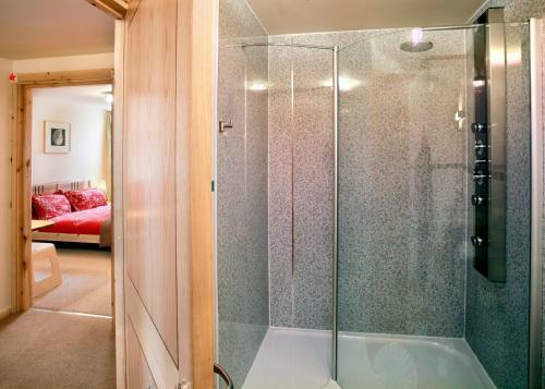 Hostal Discovery Accommodation