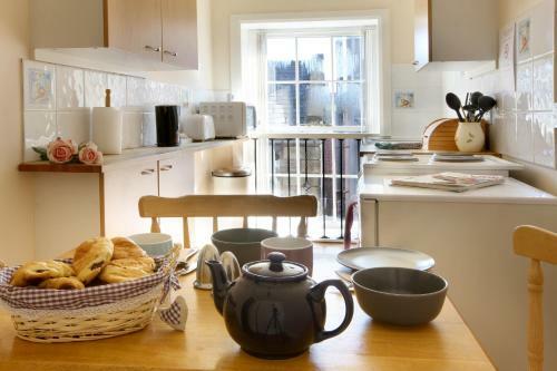 Hostal Discovery Accommodation