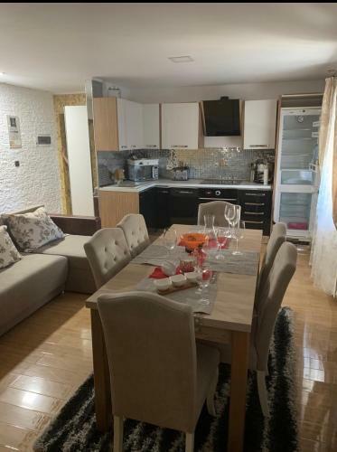 Bella Casa Apartments