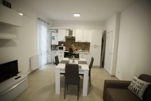 Lar Apartment