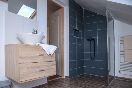 Hostal Guest House La Tata