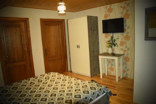 Hostal Casa Smeilor Horezu