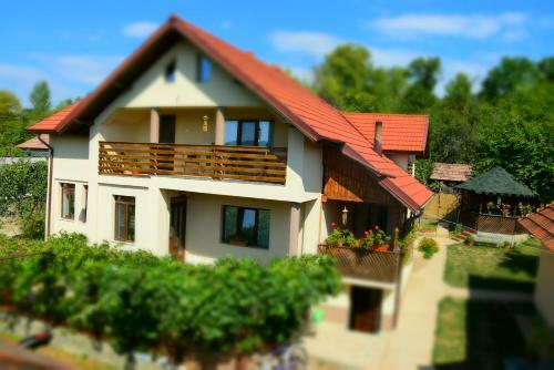 Hostal Casa Smeilor Horezu
