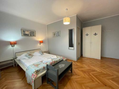 Hostal Pensiunea Vila Silva II