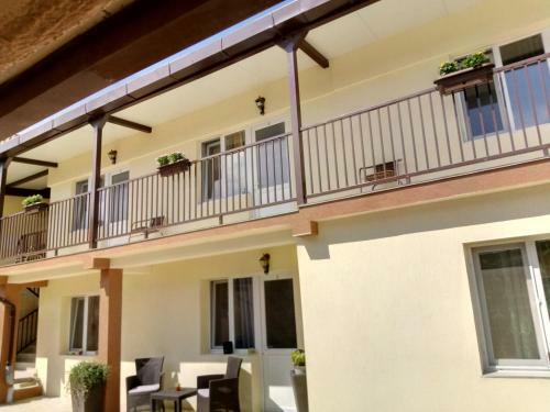 Hostal Camere De Inchiriat Carpati