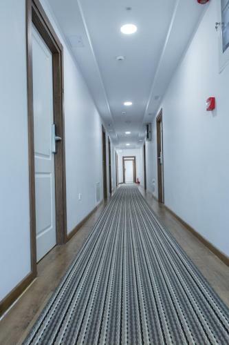 Hostal Sim House